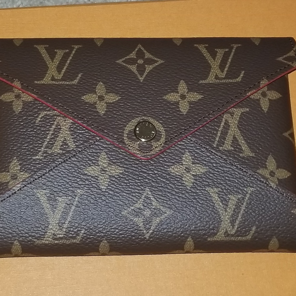 Louis Vuitton Kirigami pochette (Medium)
